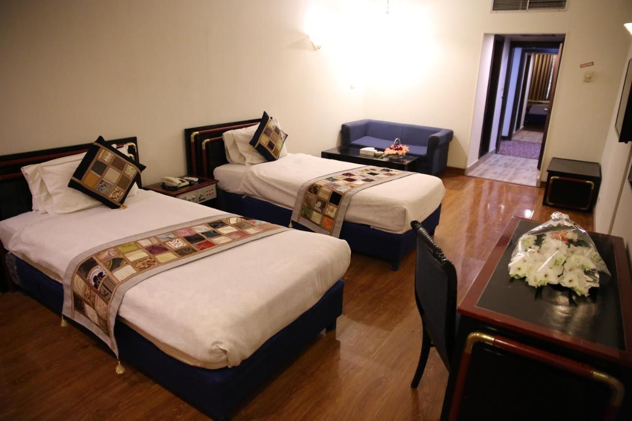 Hotel De Papae イスラマバード エクステリア 写真