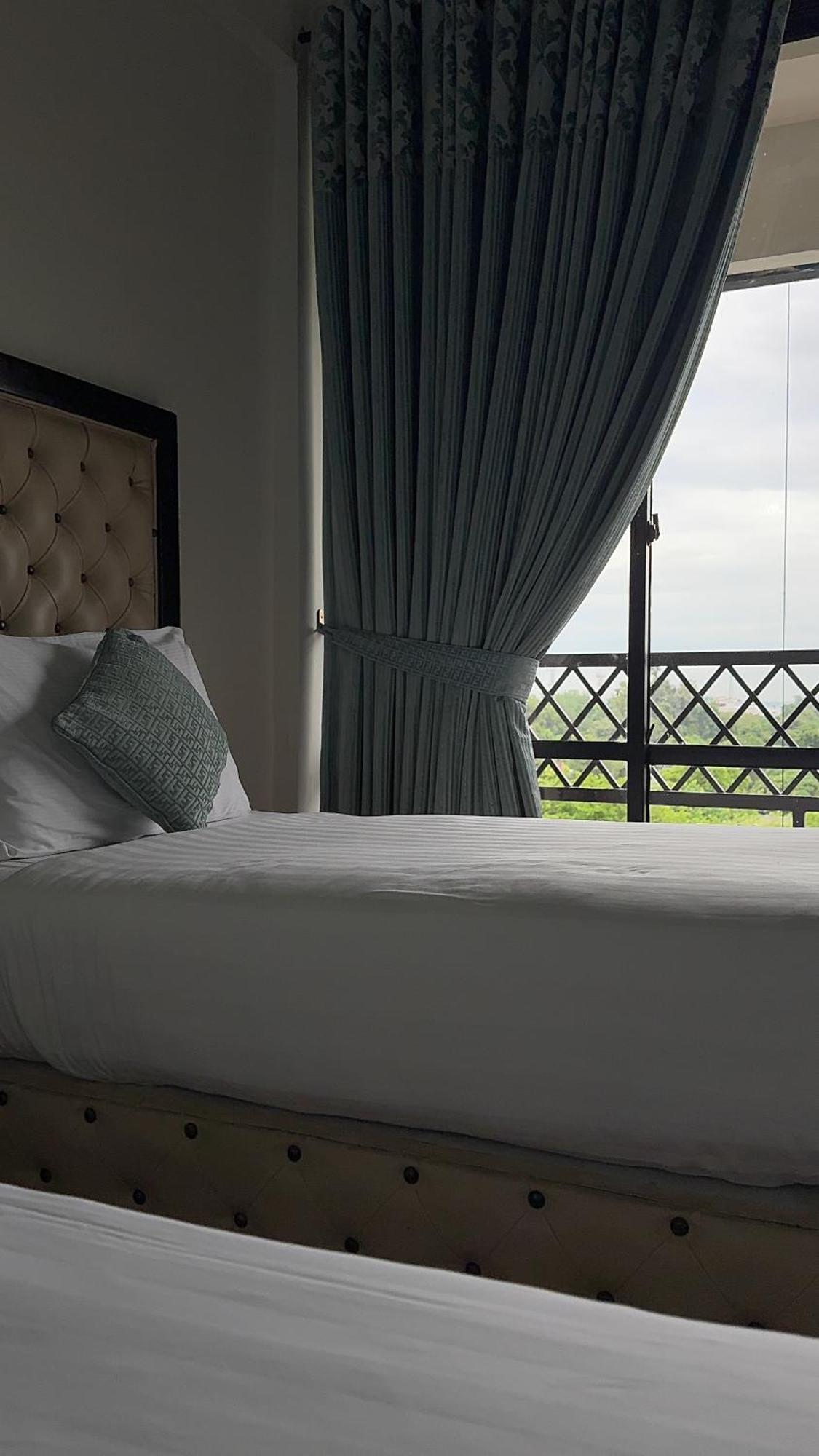 Hotel De Papae イスラマバード エクステリア 写真